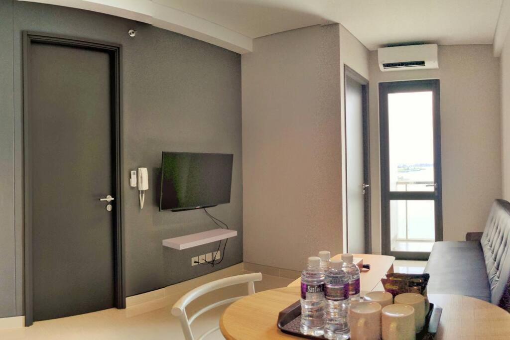 Lovina 8-Ad At One Residence Batam エクステリア 写真