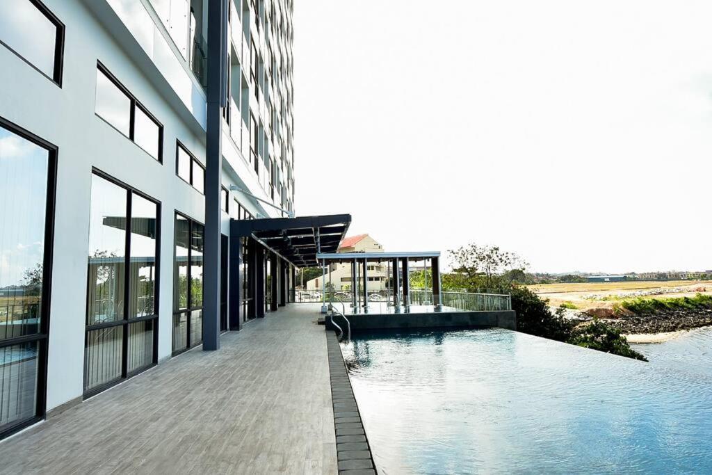 Lovina 8-Ad At One Residence Batam エクステリア 写真